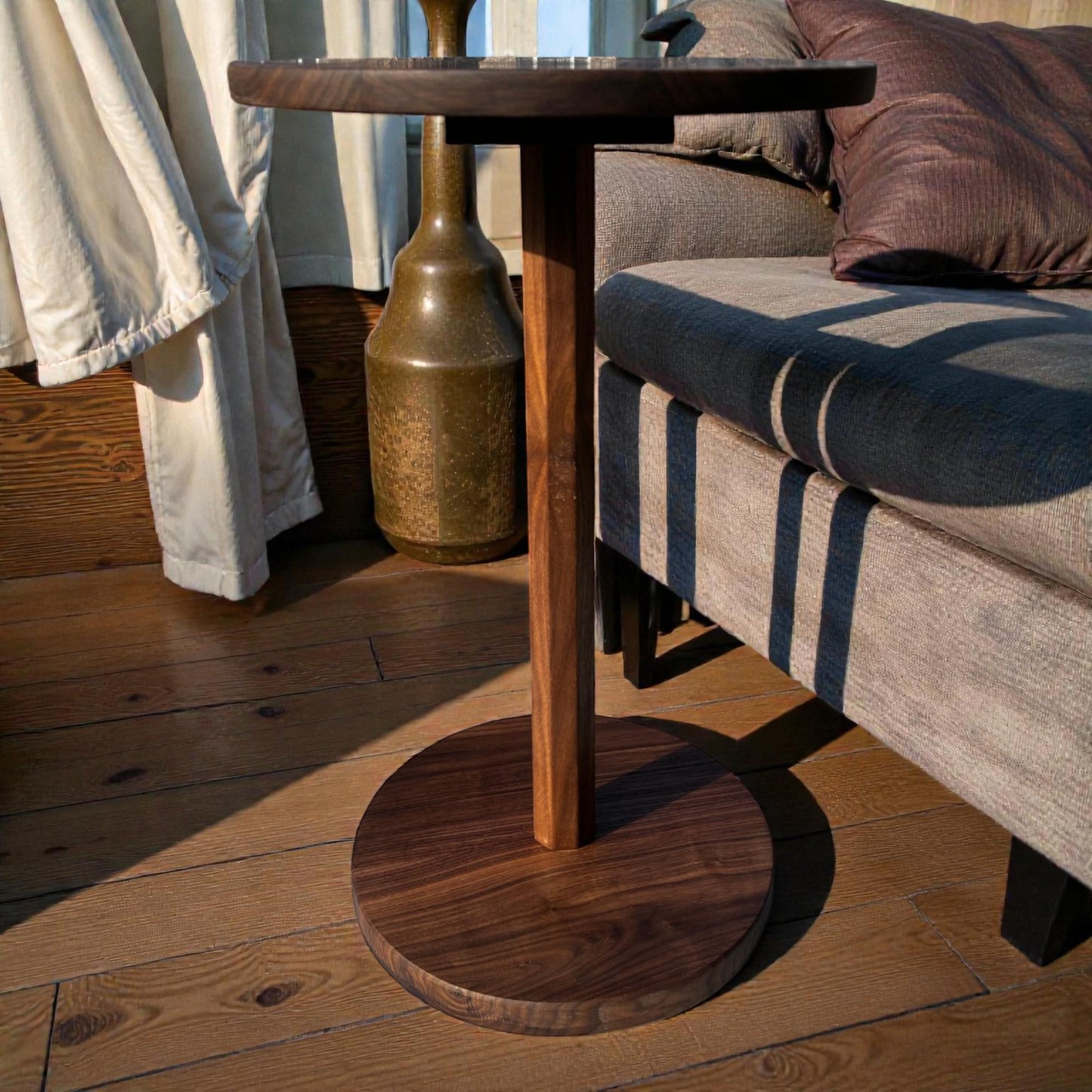Pedestal Solid Wood Table – Walnut, Cherry, Ambrosia Maple